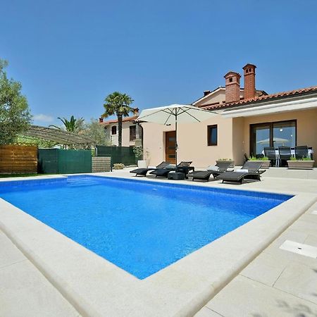 Ferienhaus Mit Privatpool Fuer 6 Personen Ca 100 Qm In Galizana, Istrien Istrische Riviera Exterior photo