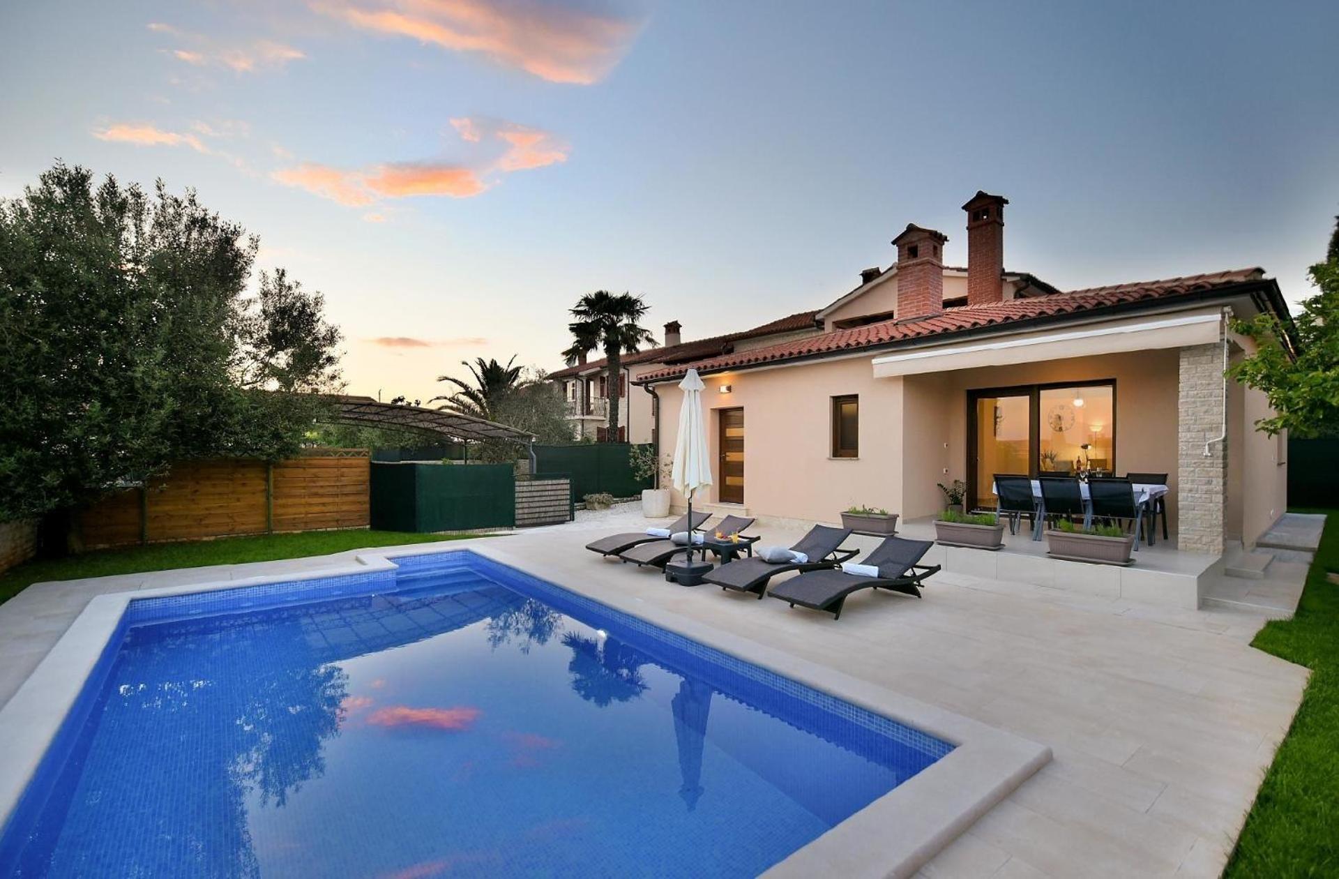 Ferienhaus Mit Privatpool Fuer 6 Personen Ca 100 Qm In Galizana, Istrien Istrische Riviera Exterior photo