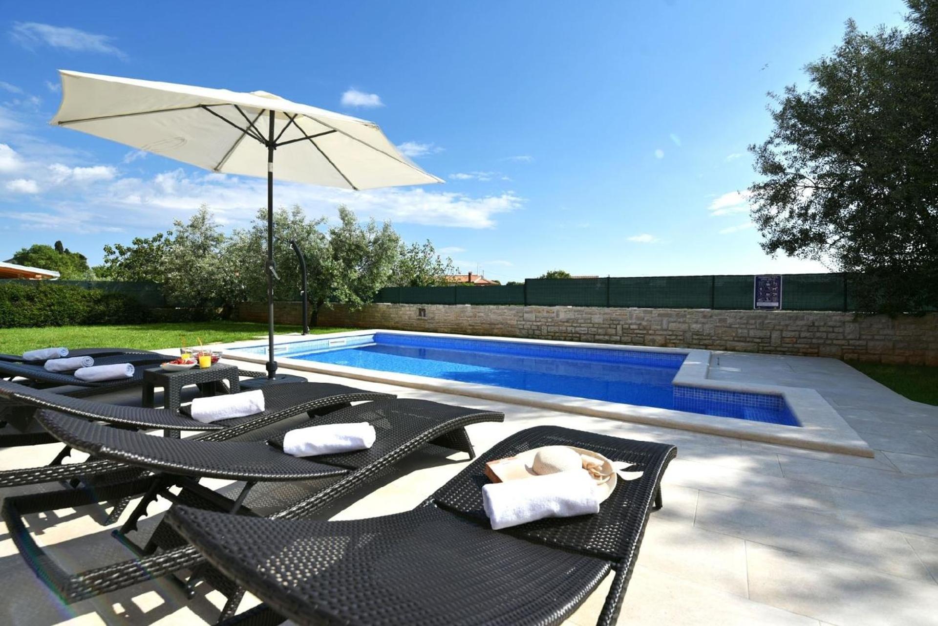 Ferienhaus Mit Privatpool Fuer 6 Personen Ca 100 Qm In Galizana, Istrien Istrische Riviera Exterior photo